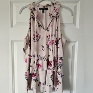 WHBM WOMEN'S LAYERED FLORAL SLEEVELESS TOP IN SIZE MEDIUM